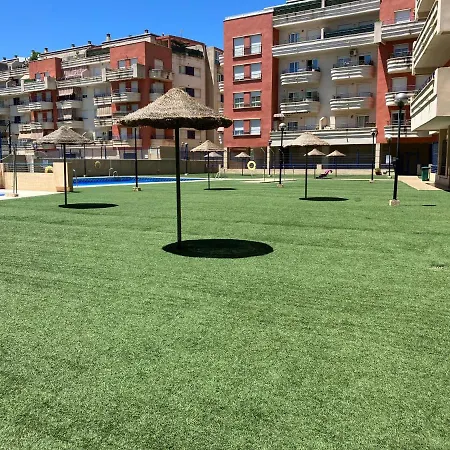 Apartamento En Con Piscina Y Parking فوينخيرولا