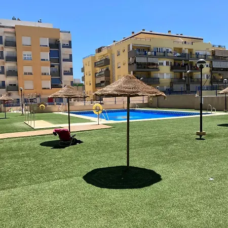 Apartamento En Con Piscina Y Parking *